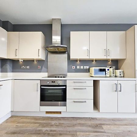 Centrally Located Spacious Flat Near Canary Wharf London Eksteriør billede
