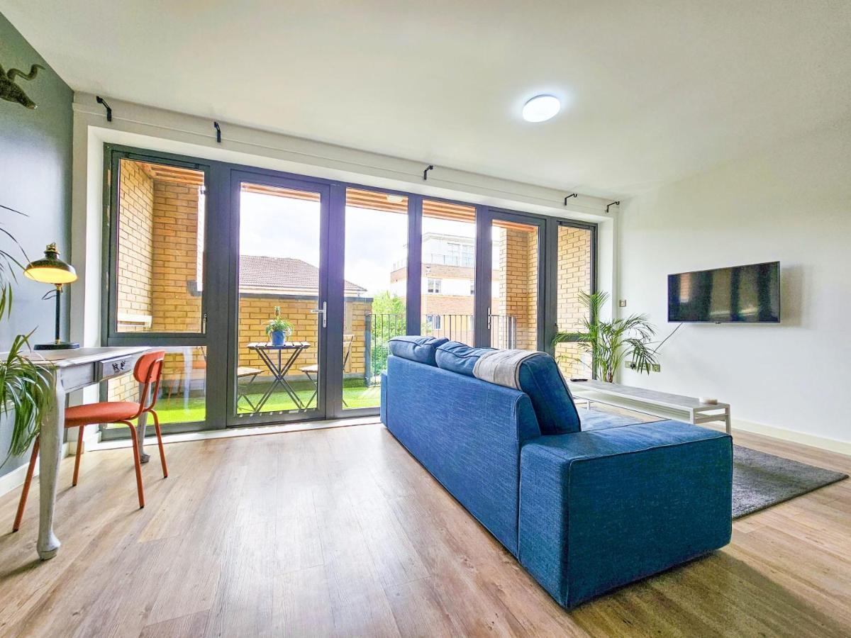Centrally Located Spacious Flat Near Canary Wharf London Eksteriør billede
