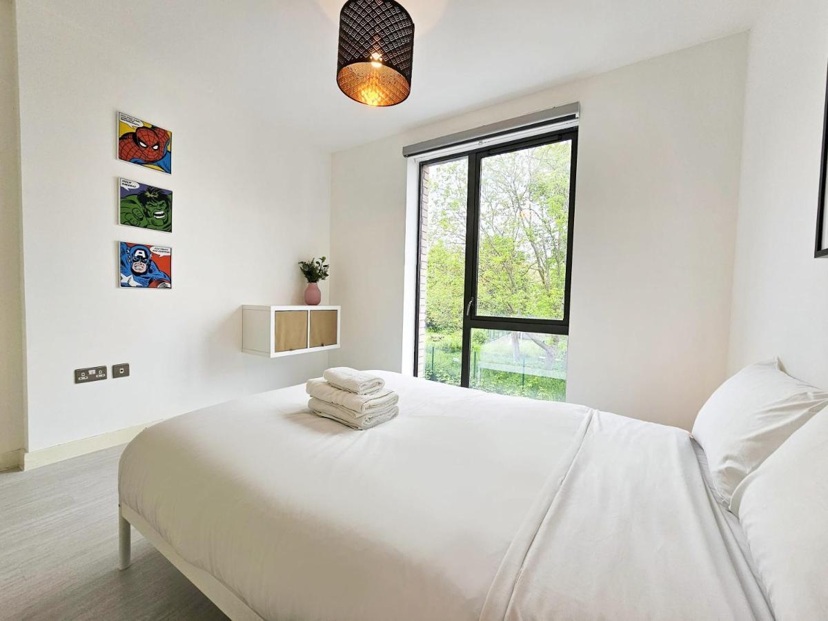 Centrally Located Spacious Flat Near Canary Wharf London Eksteriør billede
