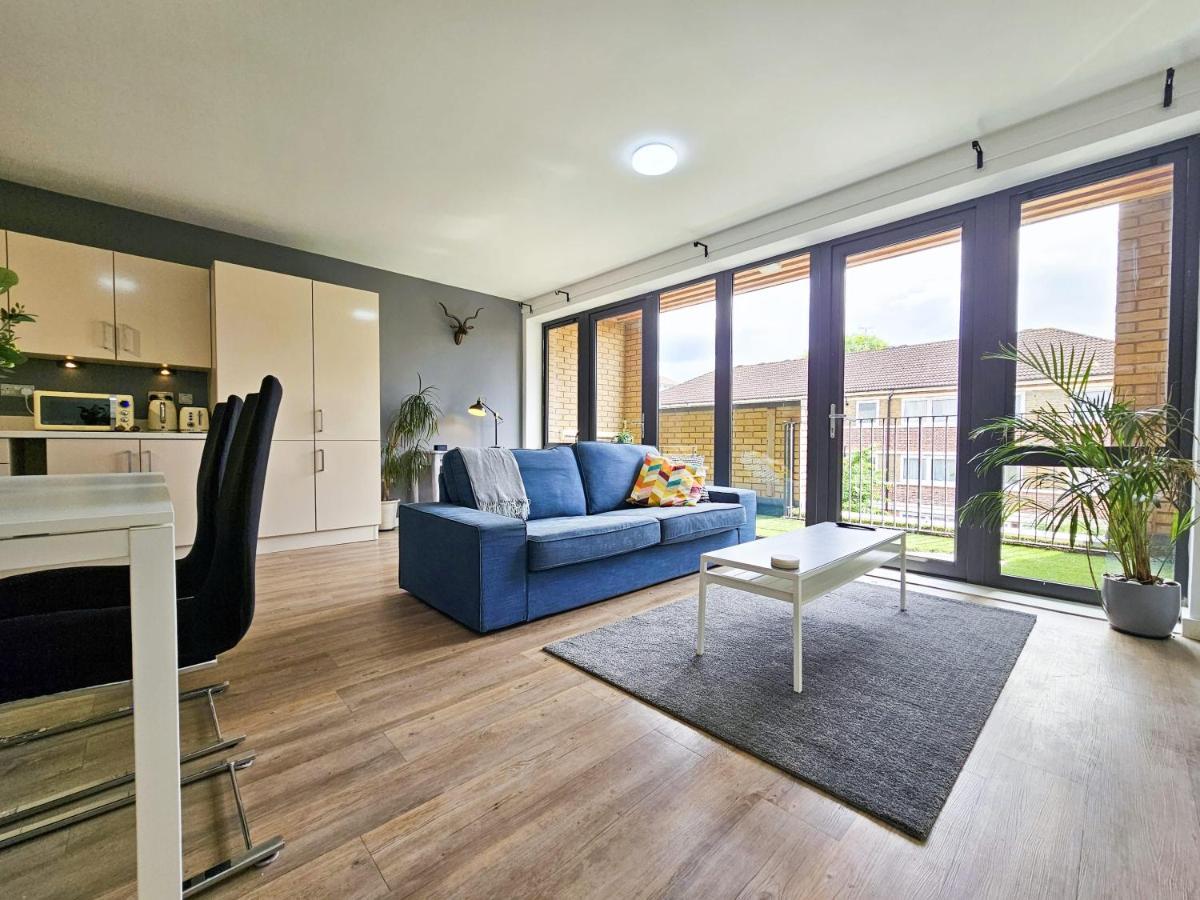 Centrally Located Spacious Flat Near Canary Wharf London Eksteriør billede