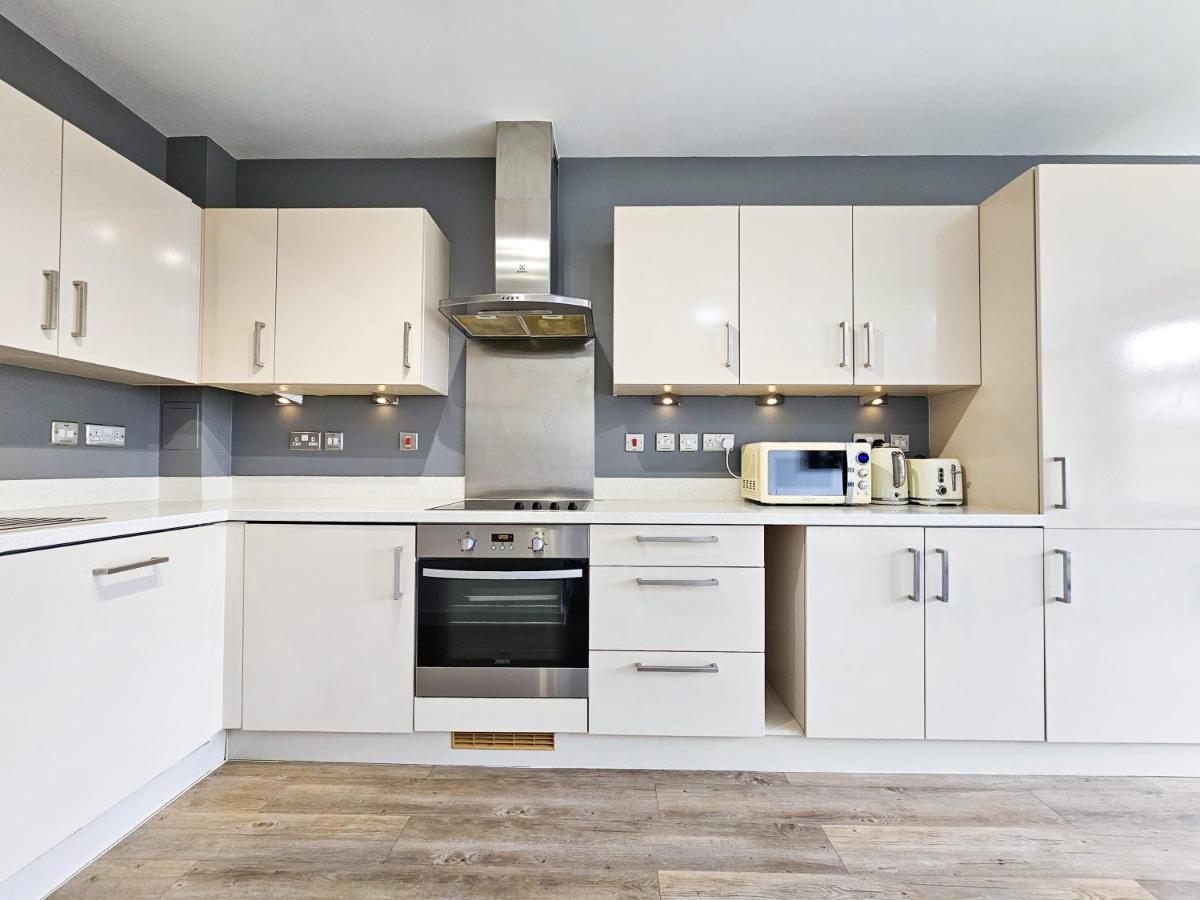 Centrally Located Spacious Flat Near Canary Wharf London Eksteriør billede