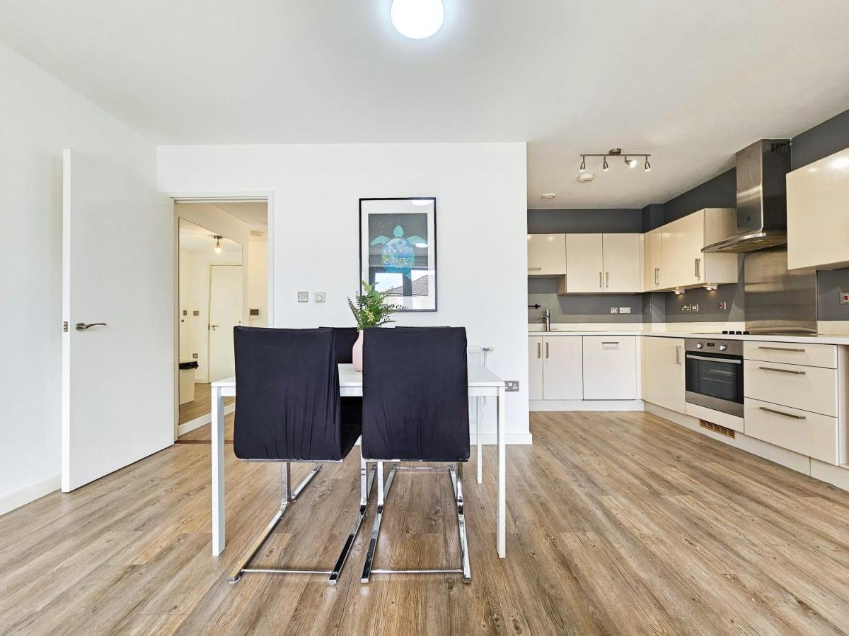 Centrally Located Spacious Flat Near Canary Wharf London Eksteriør billede